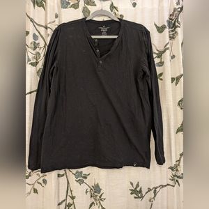 Light weight American eagle Henley